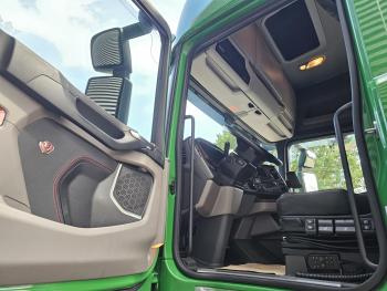 Scania S660 V8 6X2 BOOGIE / RETARDER / FULL AIR / 2 TANKS